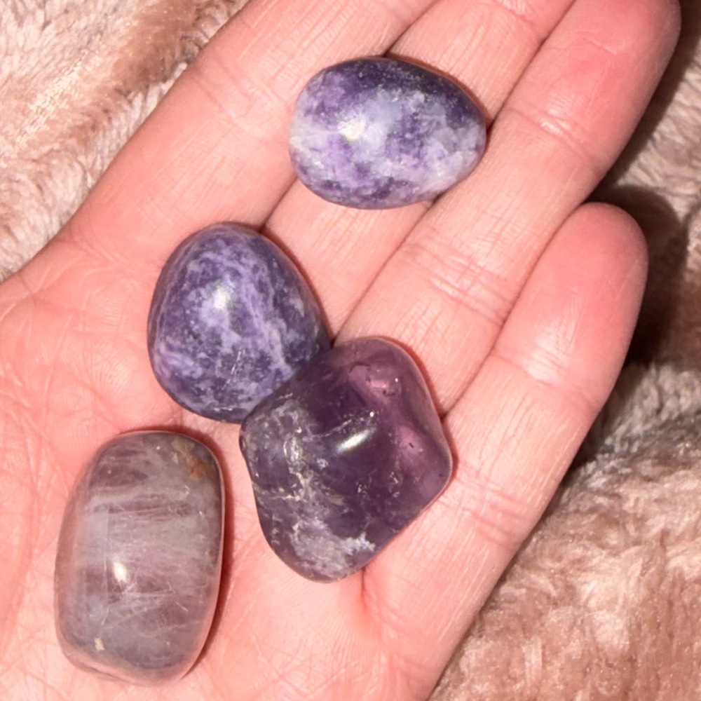 CRYSTAL TUMBLES